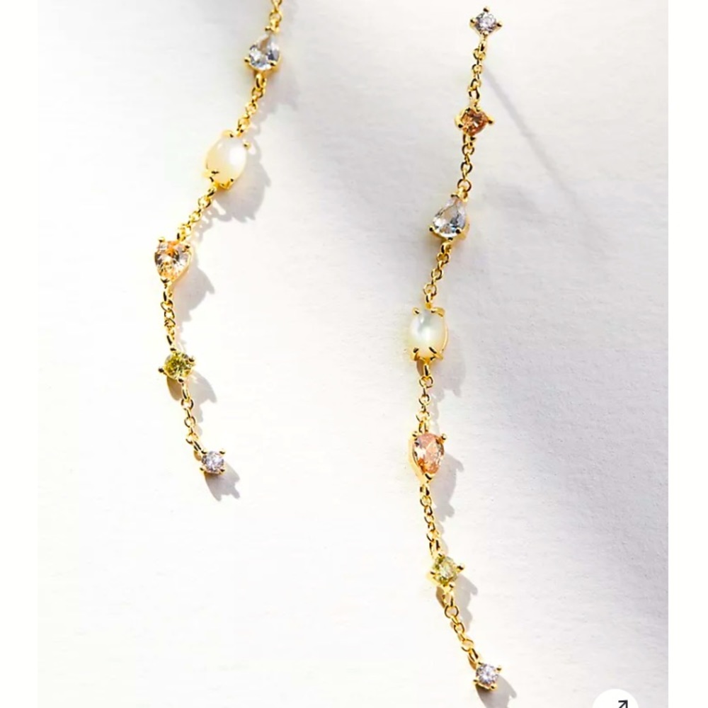 NWT long chain tapestry earrings